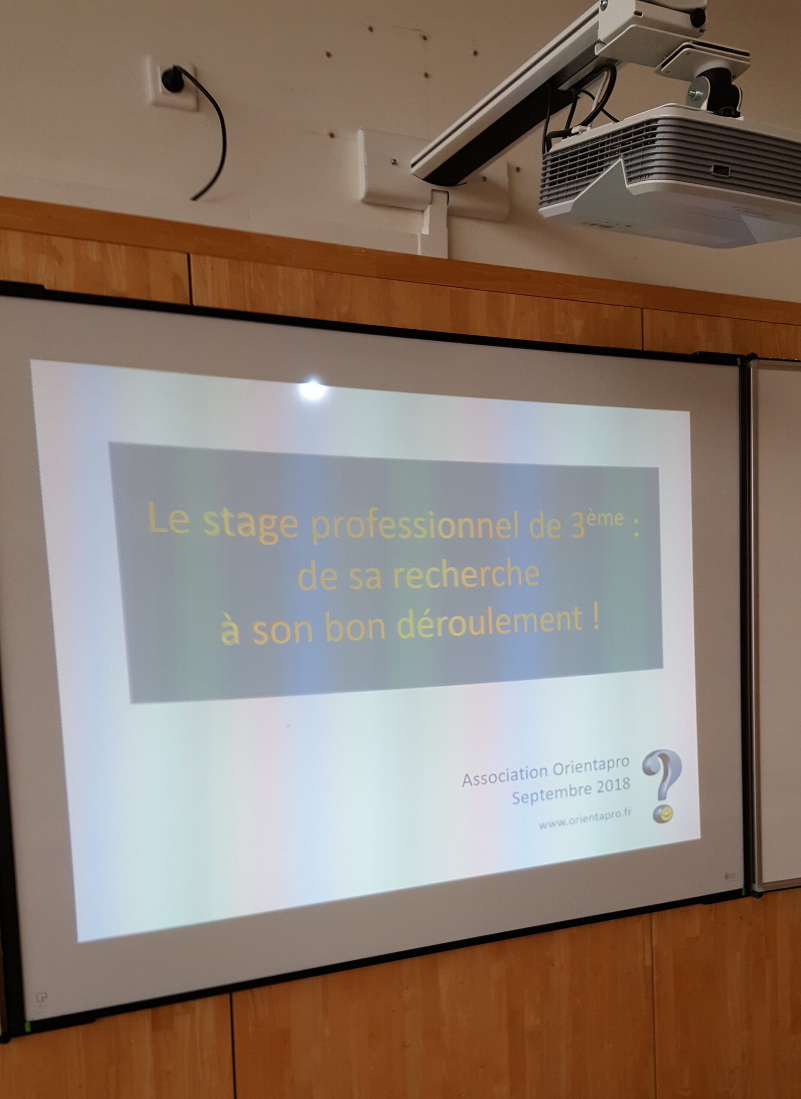 stage 3ème découvrir le monde professionnel